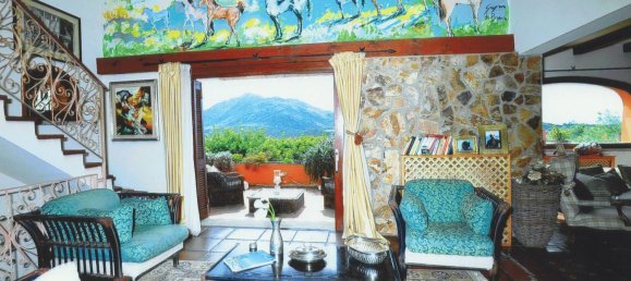 8 chambres Villa à Olbia, Italy No. 327194 3