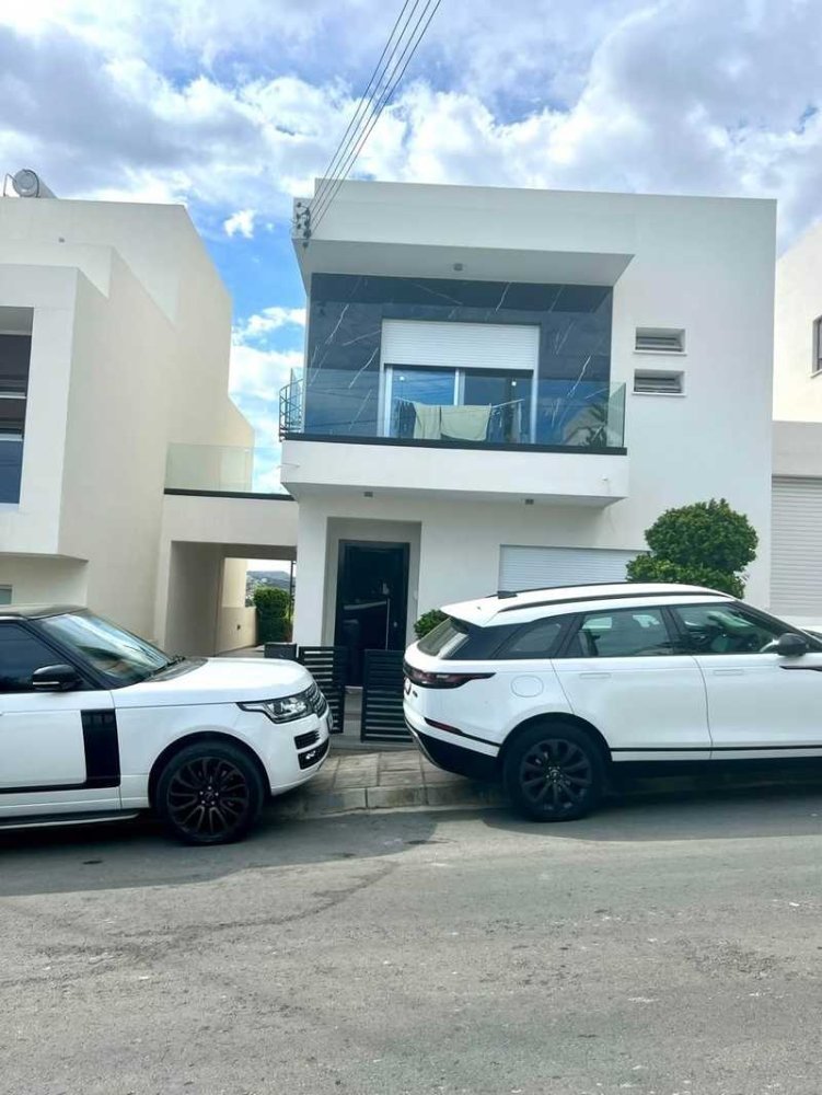 3 chambres Propriété commerciale à Germasogeia, Cyprus No. 152997