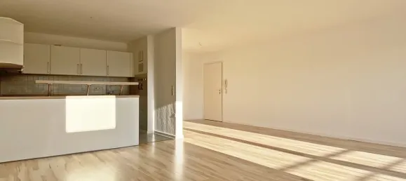 Квартира с 2 комнатами в Reutlingen, Германия № 115611 3