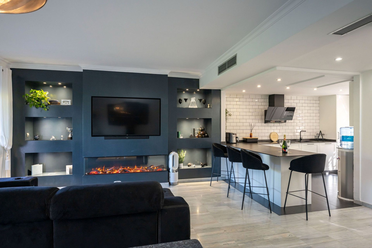 3 bedrooms Townhouse in Alhaurin el Grande, Spain No. 275214