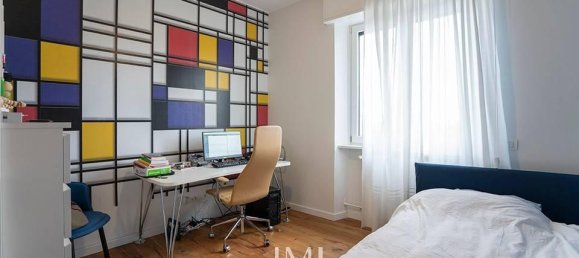 Studio in Milan, Italy No. 245675 4