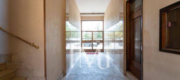 Studio in Milan, Italy No. 245675 9