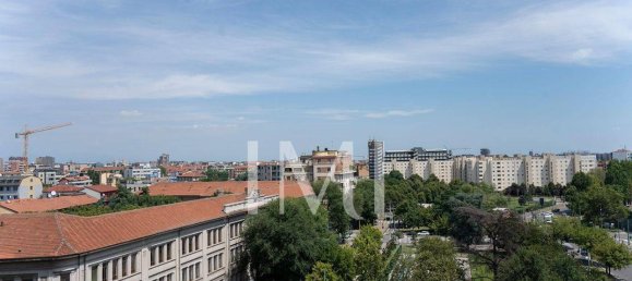 Studio in Milan, Italy No. 245675 7