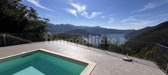 1 غرف نوم بانتهاوس في Parzanica, Italy رقم 381450 2