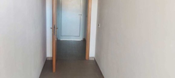 Escritório em Sarzana, Italy 55 m² N.º 118278 5