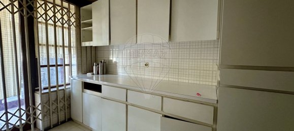 4 bedrooms House in Porto, Portugal No. 220008 17