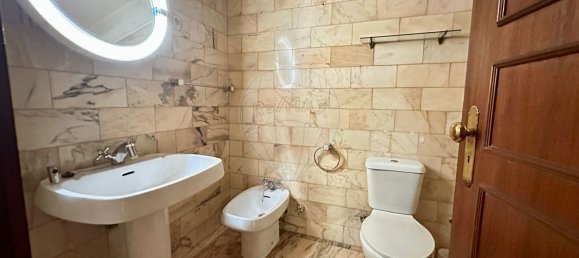 4 bedrooms House in Porto, Portugal No. 220008 11