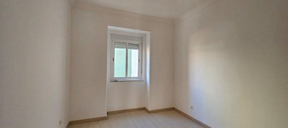 2 bedrooms Apartment in Barreiro, Portugal No. 219658 9