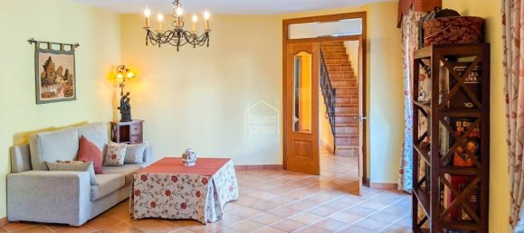 Villa T4 em Es Castell, Spain N.º 5032 8