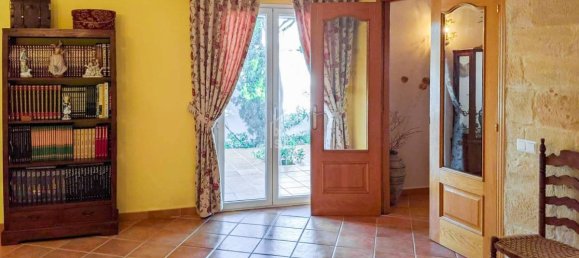Villa T4 em Es Castell, Spain N.º 5032 10