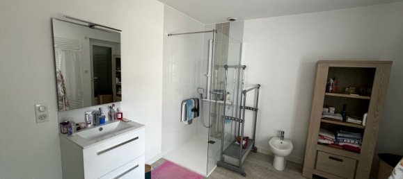 3 bedrooms House in Chatellerault, France No. 295855 17