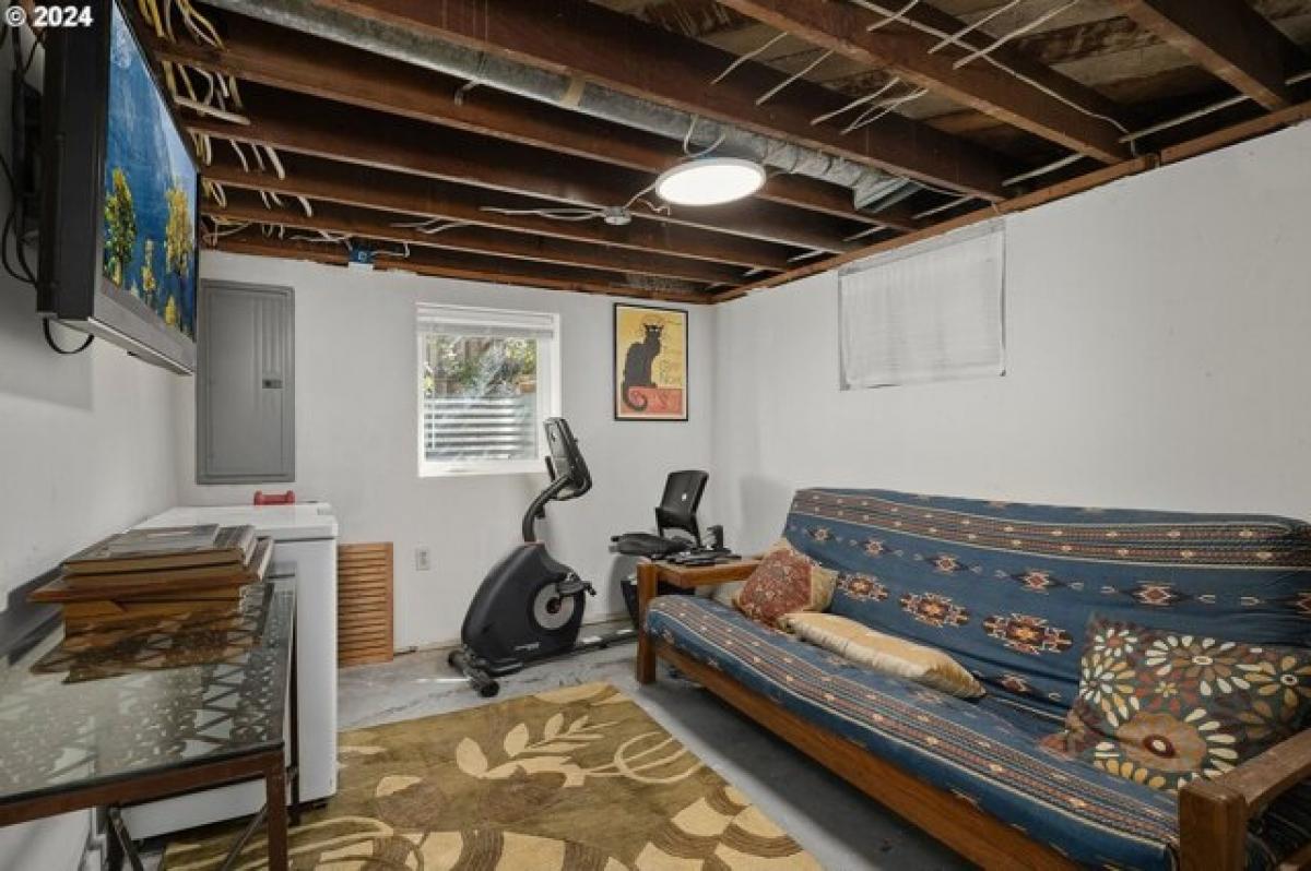 Дом с 4 спальнями в Portland, США № 440591