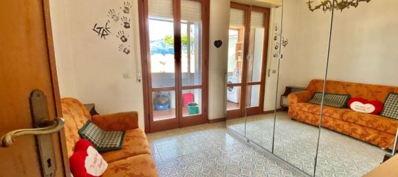 4-Zimmer Wohnung in Massa, Italy, Nr. 45472 8