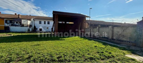 4 bedrooms House in Carmagnola, Italy No. 211348 31