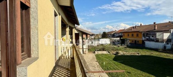 4 bedrooms House in Carmagnola, Italy No. 211348 19