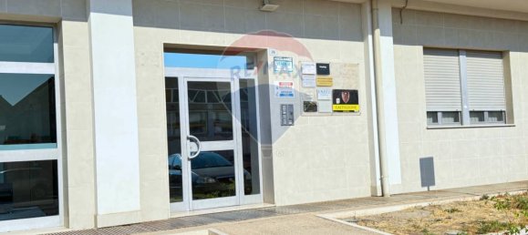 Oficina de 2 habitaciónes en Foggia, Italy No. 272155 20