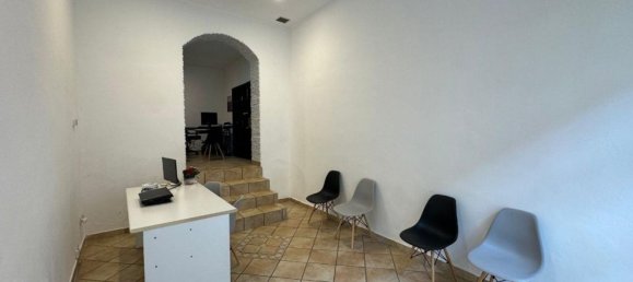 35m² Office in Cornaredo, Italy No. 183828 4