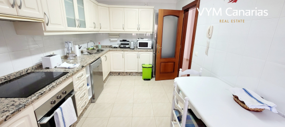 3 bedrooms Penthouse in Playa Paraiso, Spain No. 5727 14