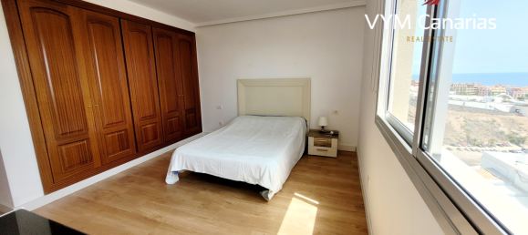 3 bedrooms Penthouse in Playa Paraiso, Spain No. 5727 11