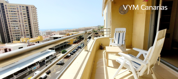 3 bedrooms Penthouse in Playa Paraiso, Spain No. 5727 3