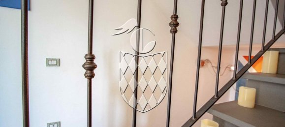 6غرفة منزل في Castelnuovo Magra, Italy رقم 99153 46