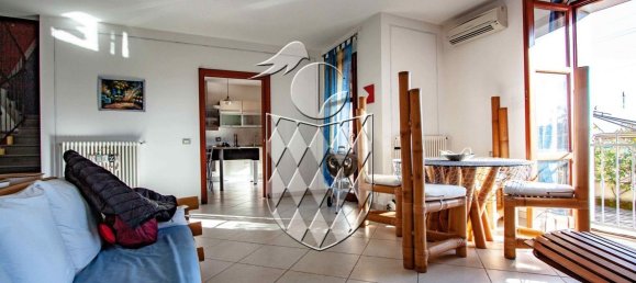 6غرفة منزل في Castelnuovo Magra, Italy رقم 99153 23