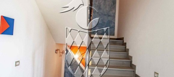 6غرفة منزل في Castelnuovo Magra, Italy رقم 99153 41