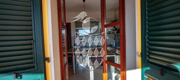 6غرفة منزل في Castelnuovo Magra, Italy رقم 99153 17