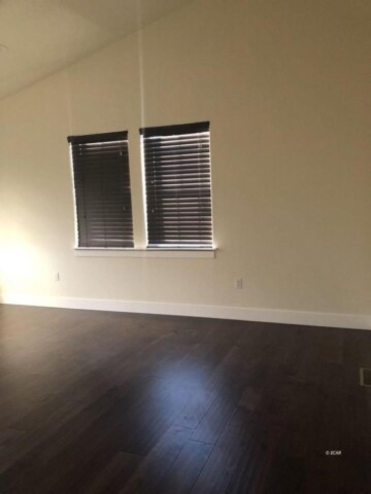 3 bedrooms House in Elko, USA No. 378002