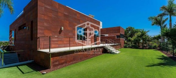 6 bedrooms Villa in Adeje, Spain No. 13172 11