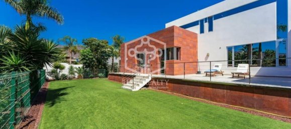 6 bedrooms Villa in Adeje, Spain No. 13172 12