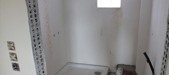 4 bedrooms Property in Kalyvia Thorikou, Greece No. 7518 7