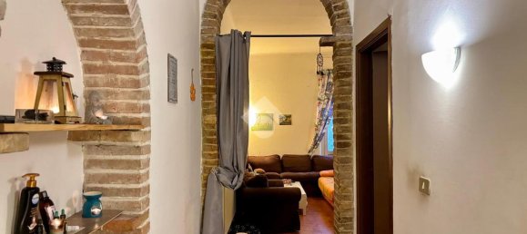 2 rooms Apartment in Brescia, Italy No. 4674 10