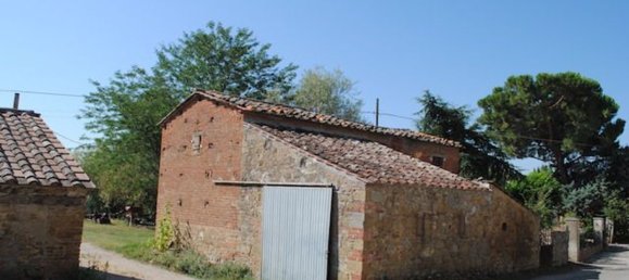 Дом с 6 комнатами в Кортона, Италия № 166802 9