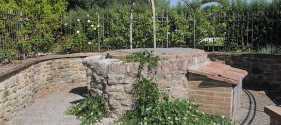 Дом с 6 комнатами в Кортона, Италия № 166802 6