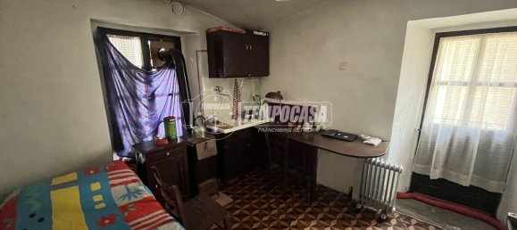 3-salle Appartement à Locana, Italy No. 266253 6