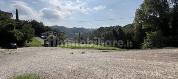 2 rooms Warehouse in Castelgomberto, Italy No. 267096 11