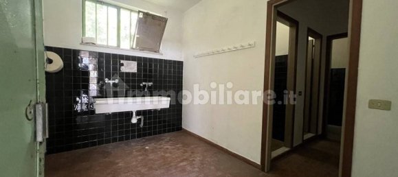2 rooms Warehouse in Castelgomberto, Italy No. 267096 9