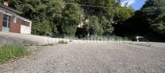 2 rooms Warehouse in Castelgomberto, Italy No. 267096 3