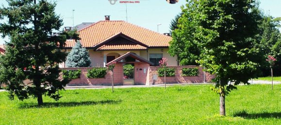 3 bedrooms Villa in Olgiate Olona, Italy No. 320028 43