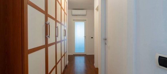 3 bedrooms Villa in Olgiate Olona, Italy No. 320028 19