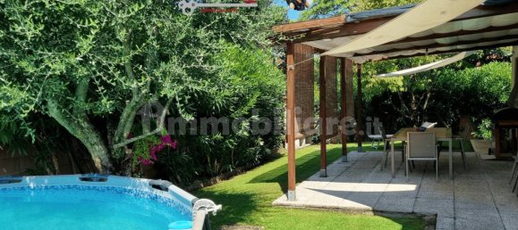 3 bedrooms Villa in Olgiate Olona, Italy No. 320028 6