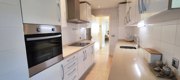 3 Schlafzimmer Wohnung in Estepona, Spain, Nr. 52473 5