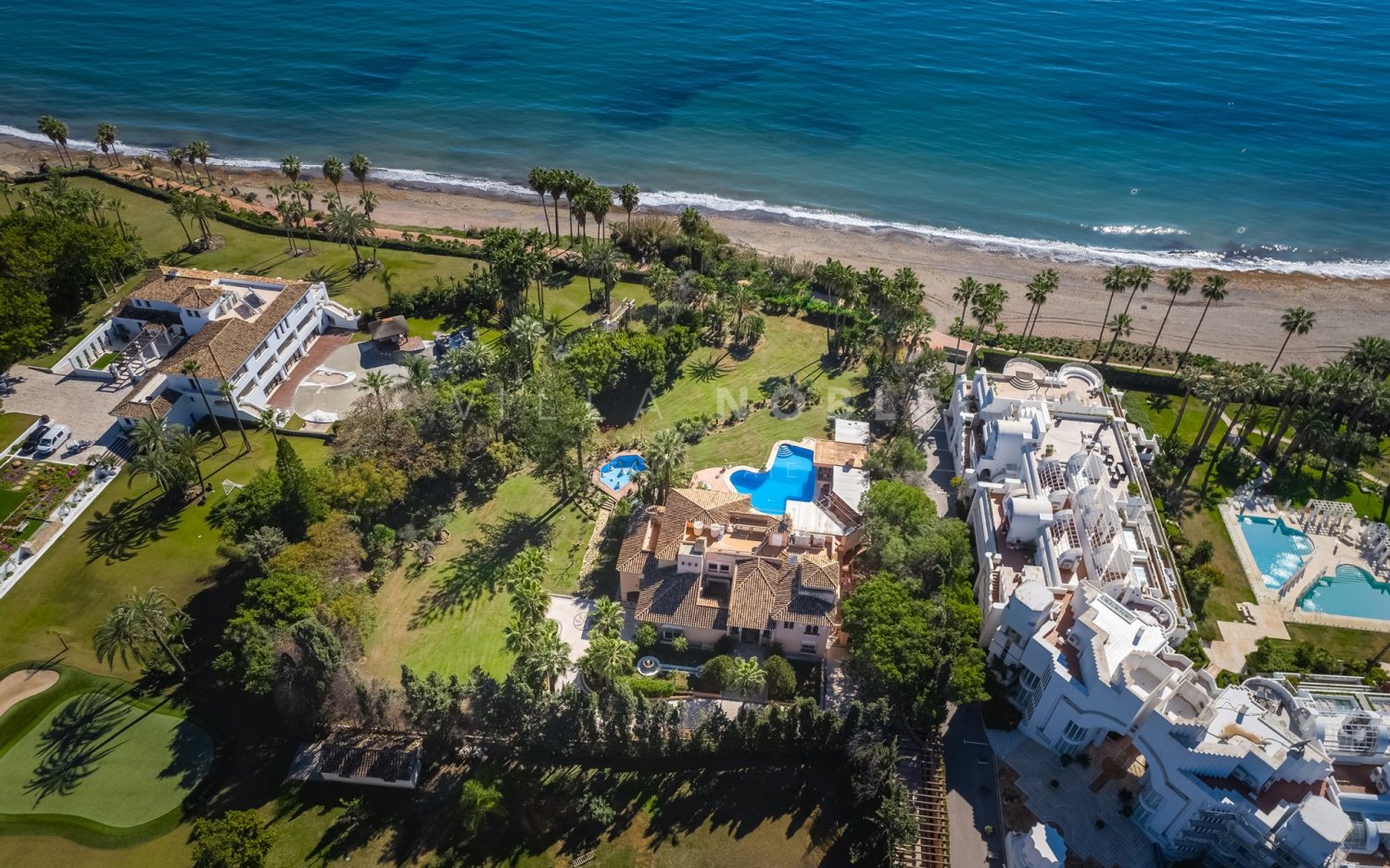 8 bedrooms Villa in Estepona, Spain No. 24198