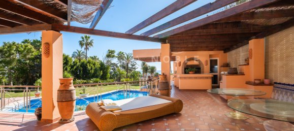 8 bedrooms Villa in Estepona, Spain No. 24198 45