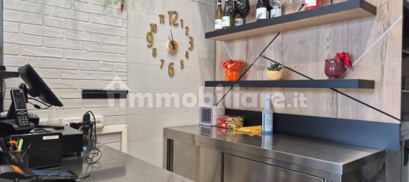 2 rooms Commercial property in Pescara, Italy No. 343067 5