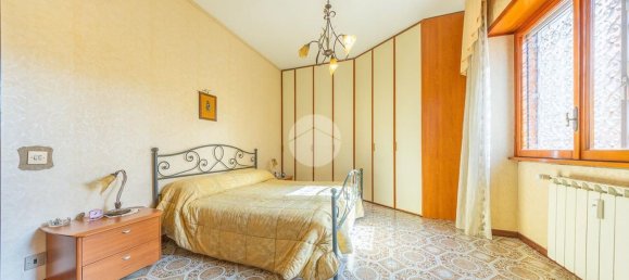 3 rooms Apartment in Rome, Italy No. 44875 18