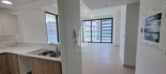 3 bedrooms Apartment in Al Raha Beach, UAE No. 25087 8