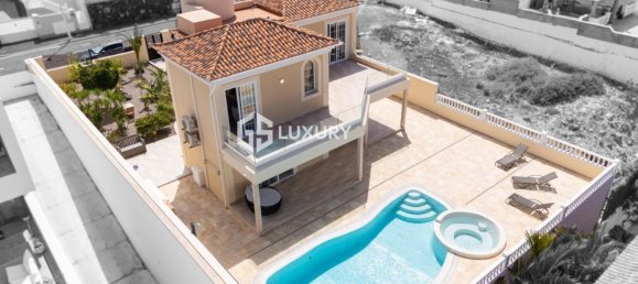 3 bedrooms Villa in Adeje, Spain No. 146200 20