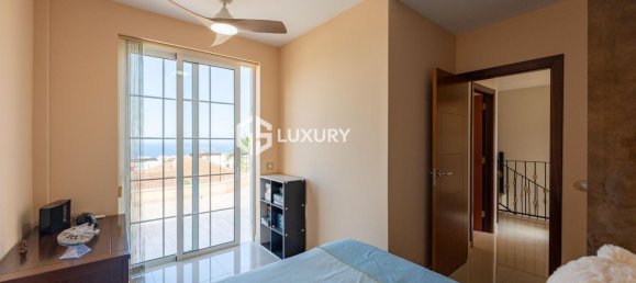 3 bedrooms Villa in Adeje, Spain No. 146200 8